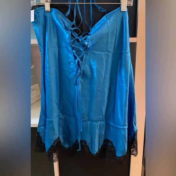Frederick's of Hollywood Blue Satin Chemise with Black Lace Nightie - Picture 5 of 6